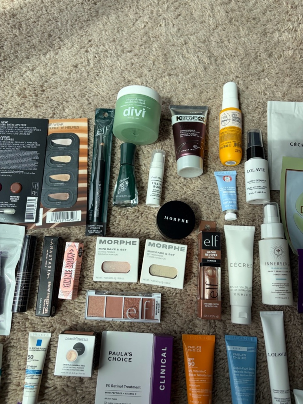 Assorted Beauty & Skincare Sample Lot With Pink Makeup Pouches - Picture 5 of 10